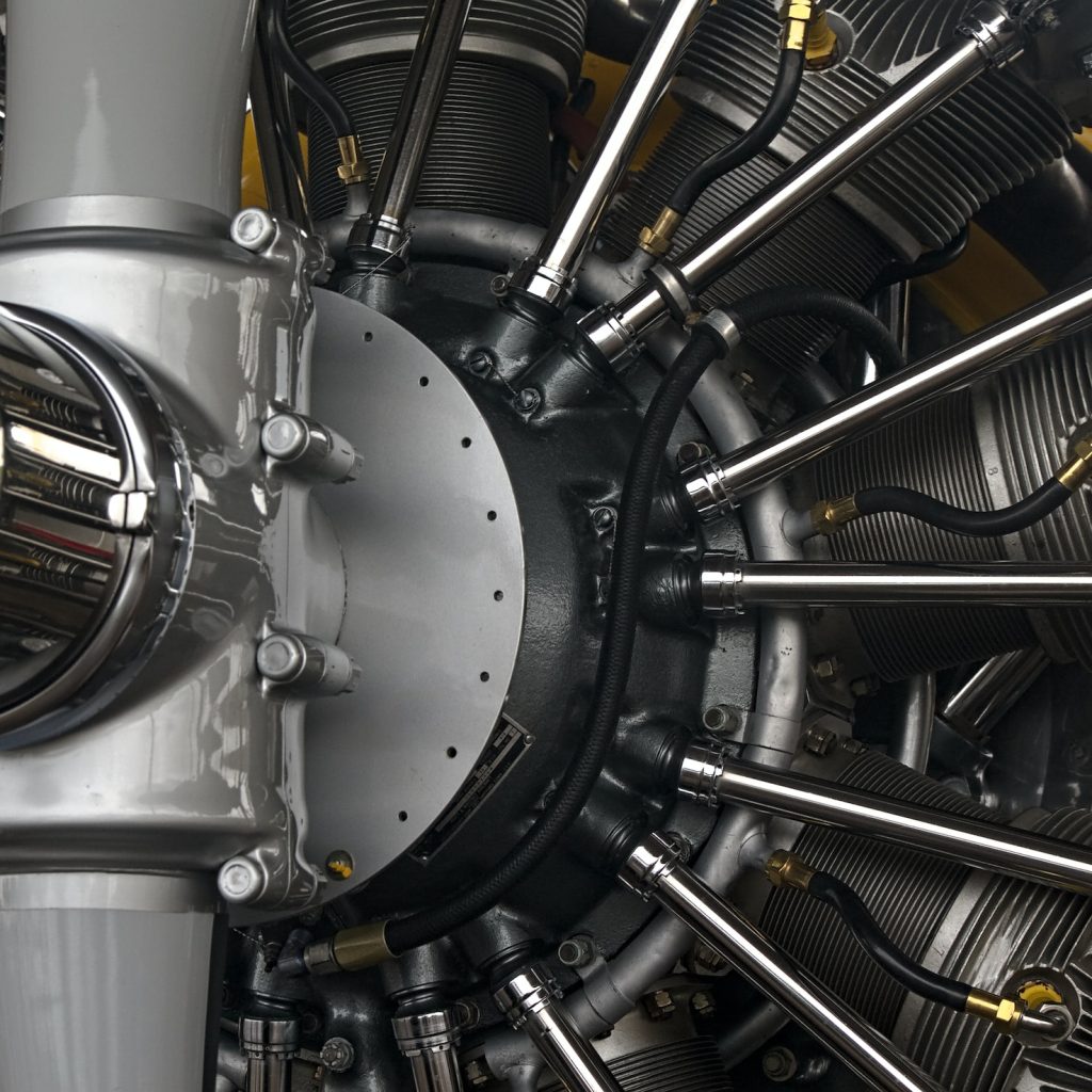 eduardo-buscariolli-znKUv5-vadk-unsplash